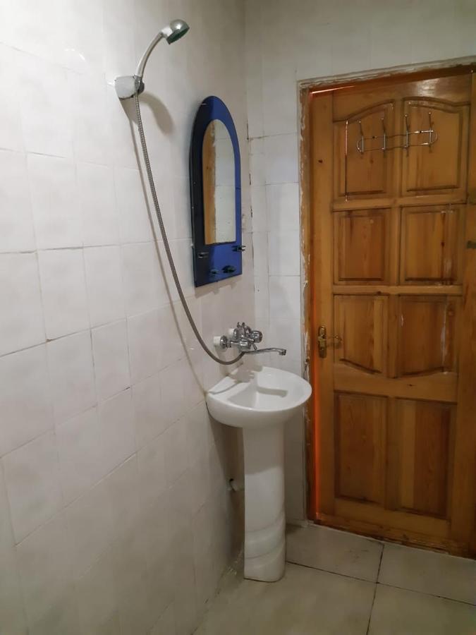Baku Guest Hostel Luaran gambar